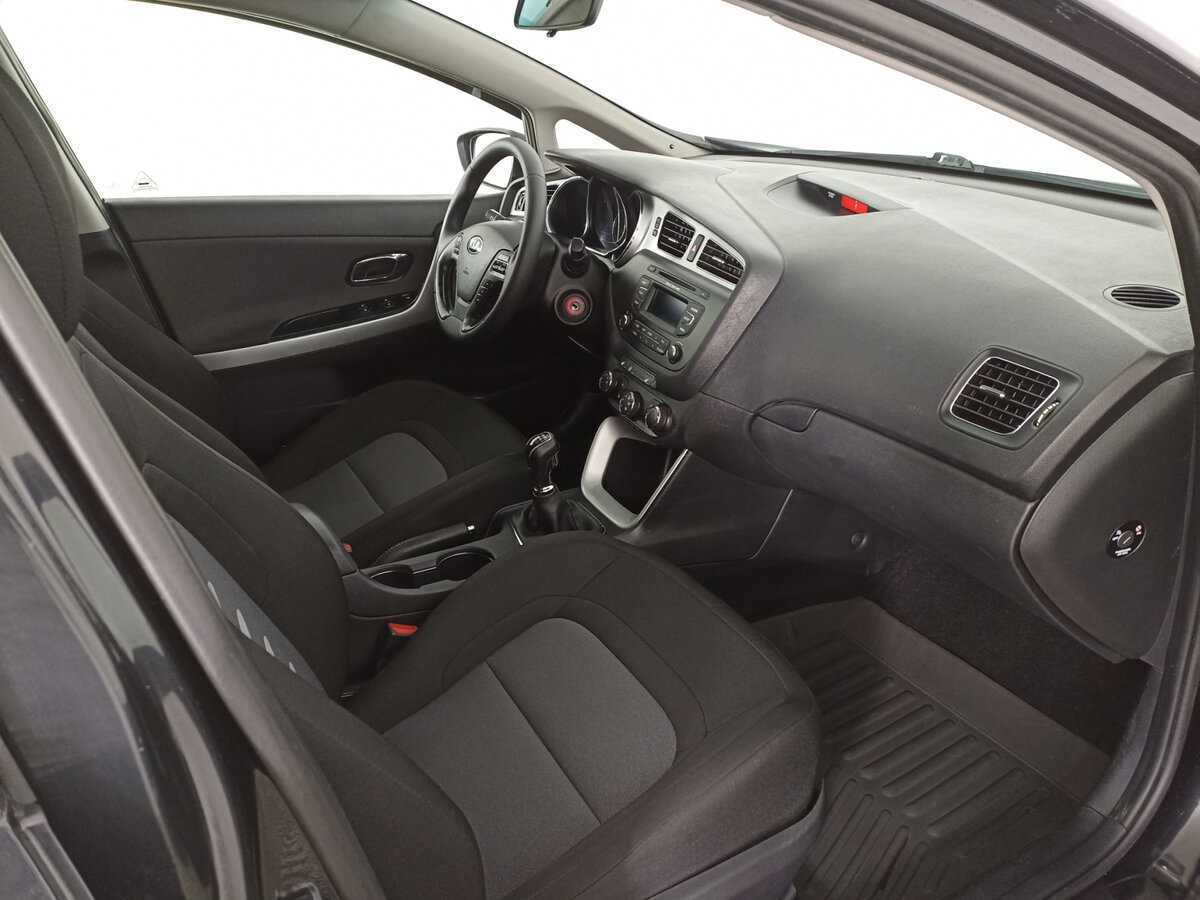 Купить Kia Ceed с пробегом. Фото: #7