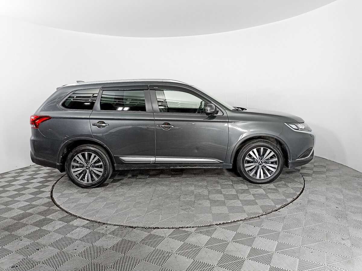 Купить Mitsubishi Outlander с пробегом. Фото: #3