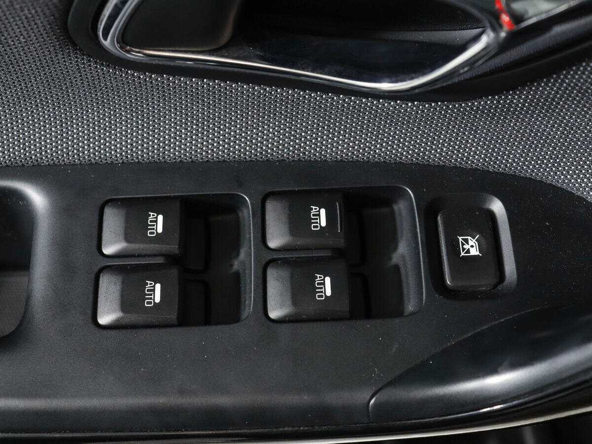 Купить Kia Ceed с пробегом. Фото: #13