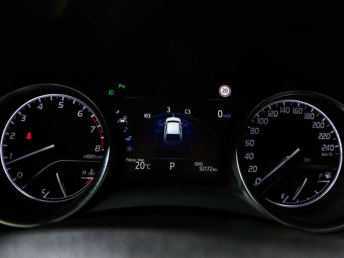 Купить Toyota Camry с пробегом. Фото: #8