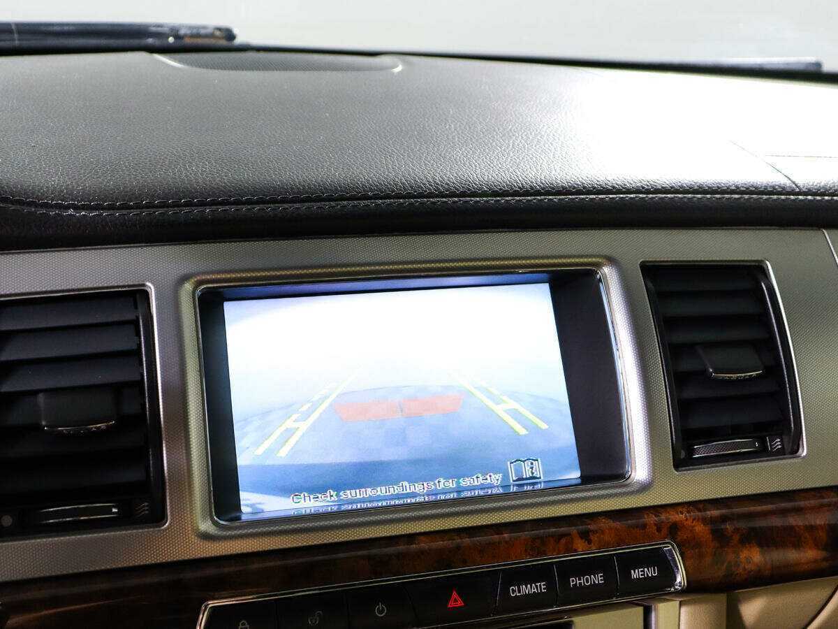 Купить Jaguar XF с пробегом. Фото: #15