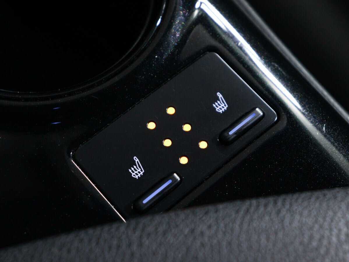 Купить Toyota Camry с пробегом. Фото: #14