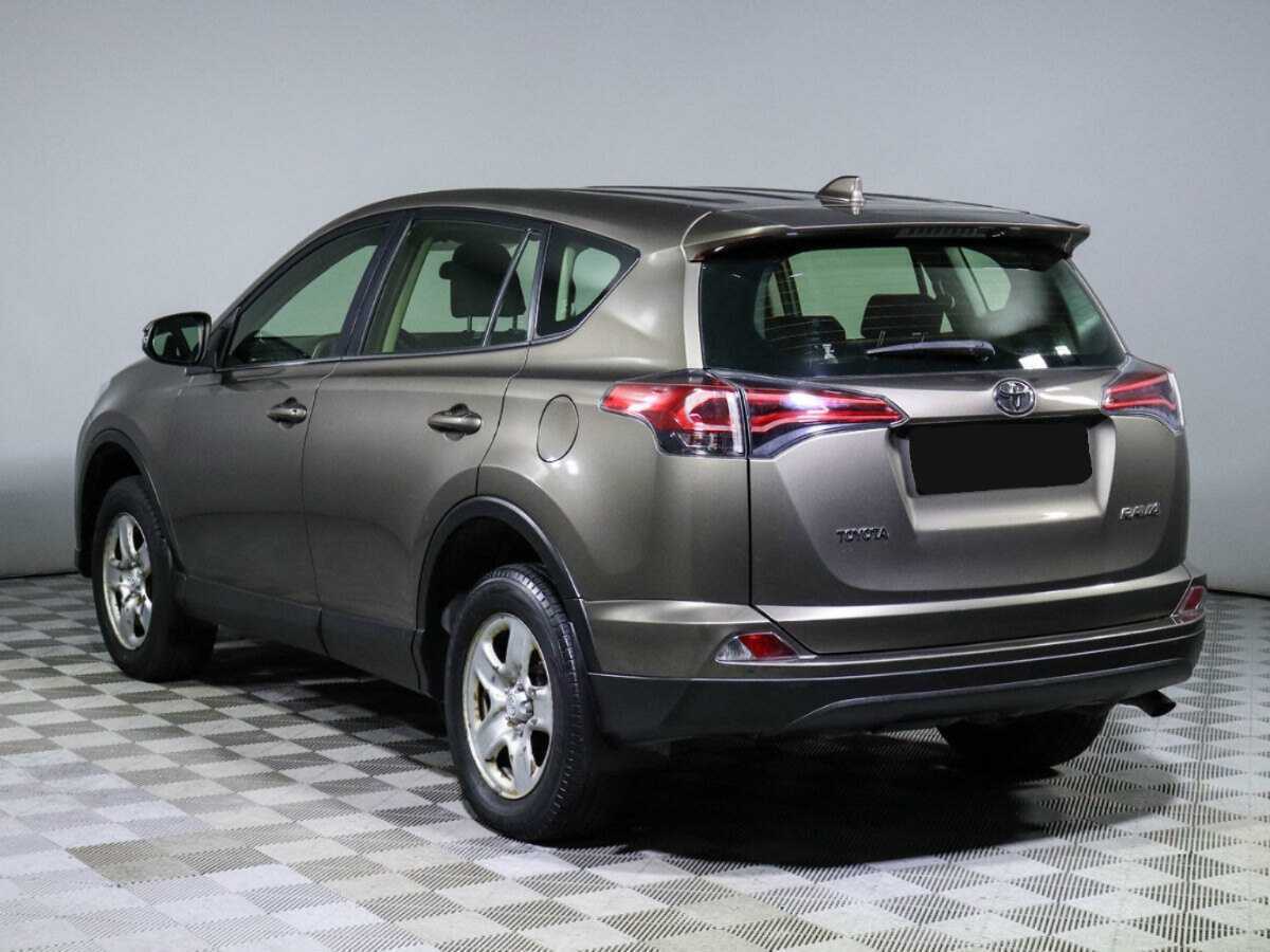Купить Toyota RAV4 с пробегом. Фото: #6