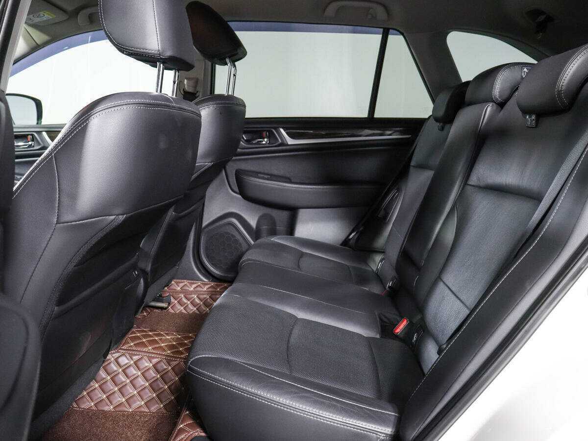 Купить Subaru Outback с пробегом. Фото: #7