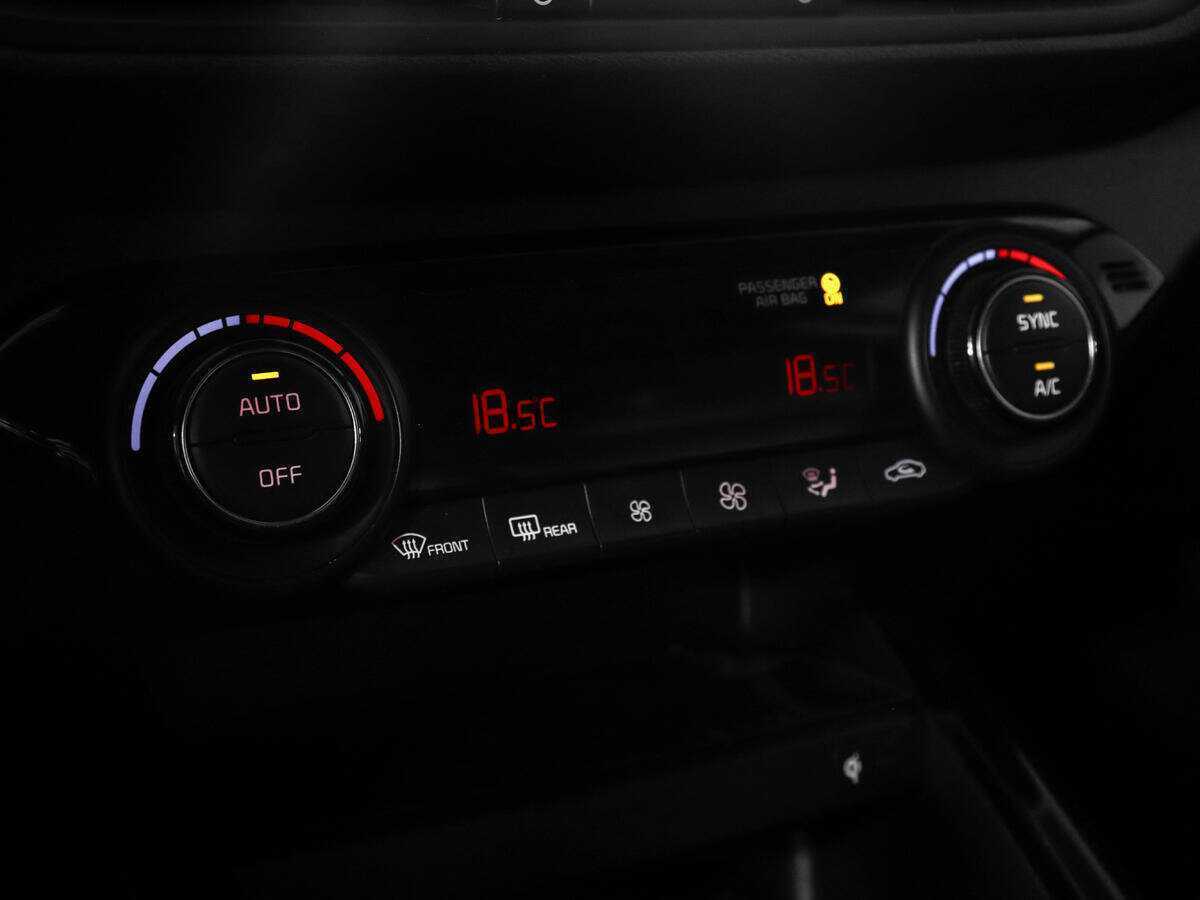 Купить Kia Cerato с пробегом. Фото: #18