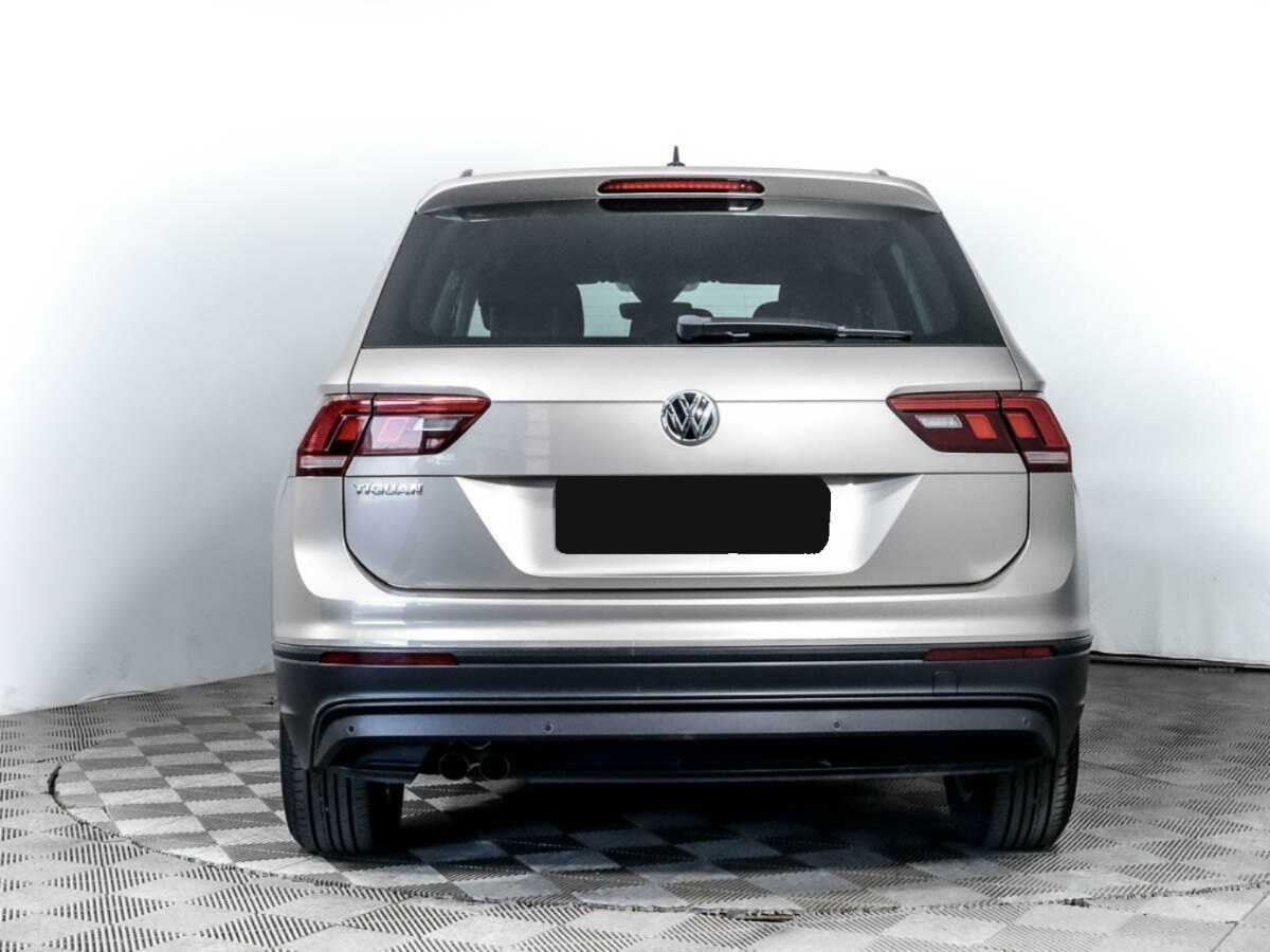 Купить Volkswagen Tiguan с пробегом. Фото: #3