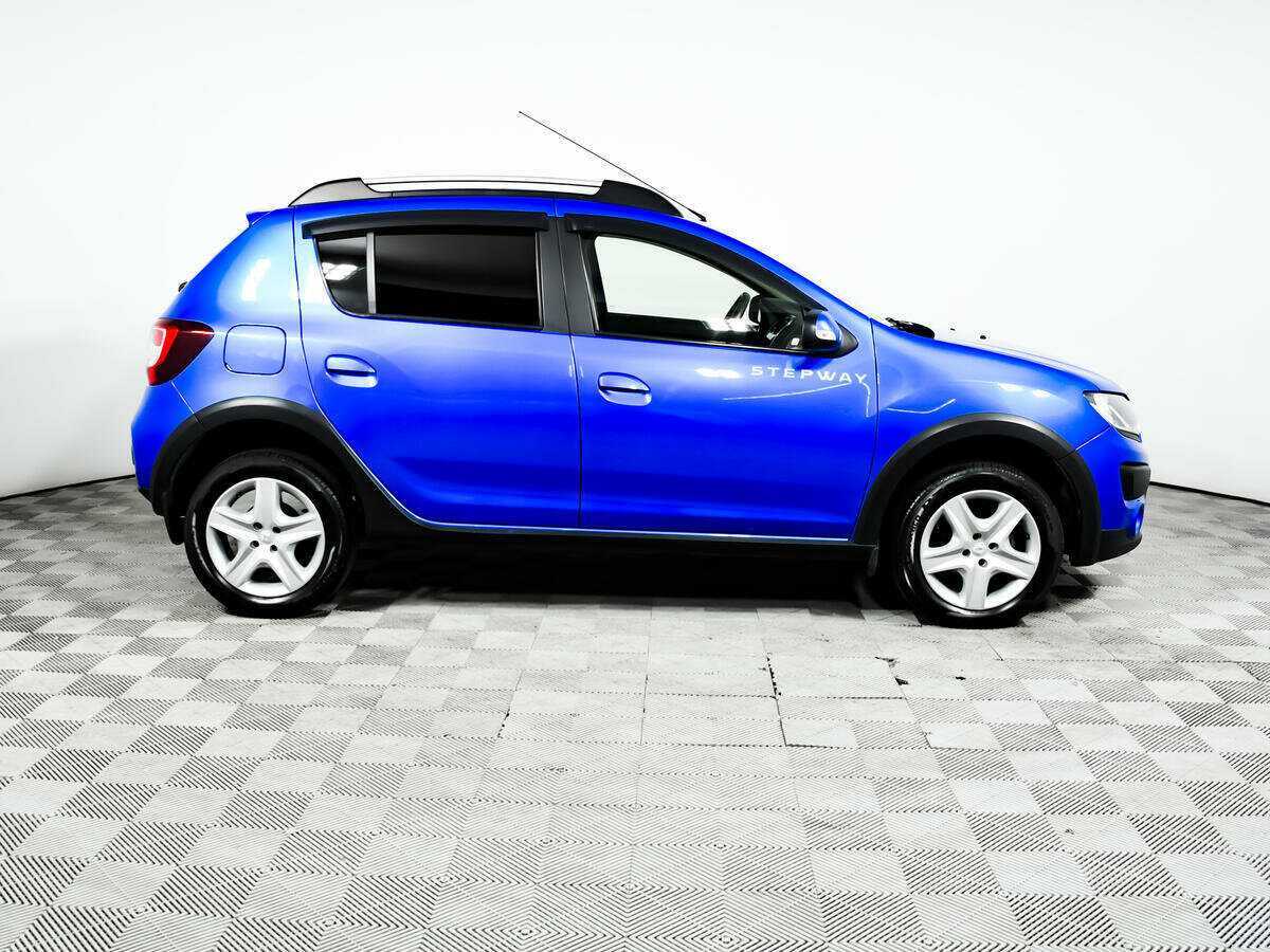 Купить Renault Sandero с пробегом. Фото: #3