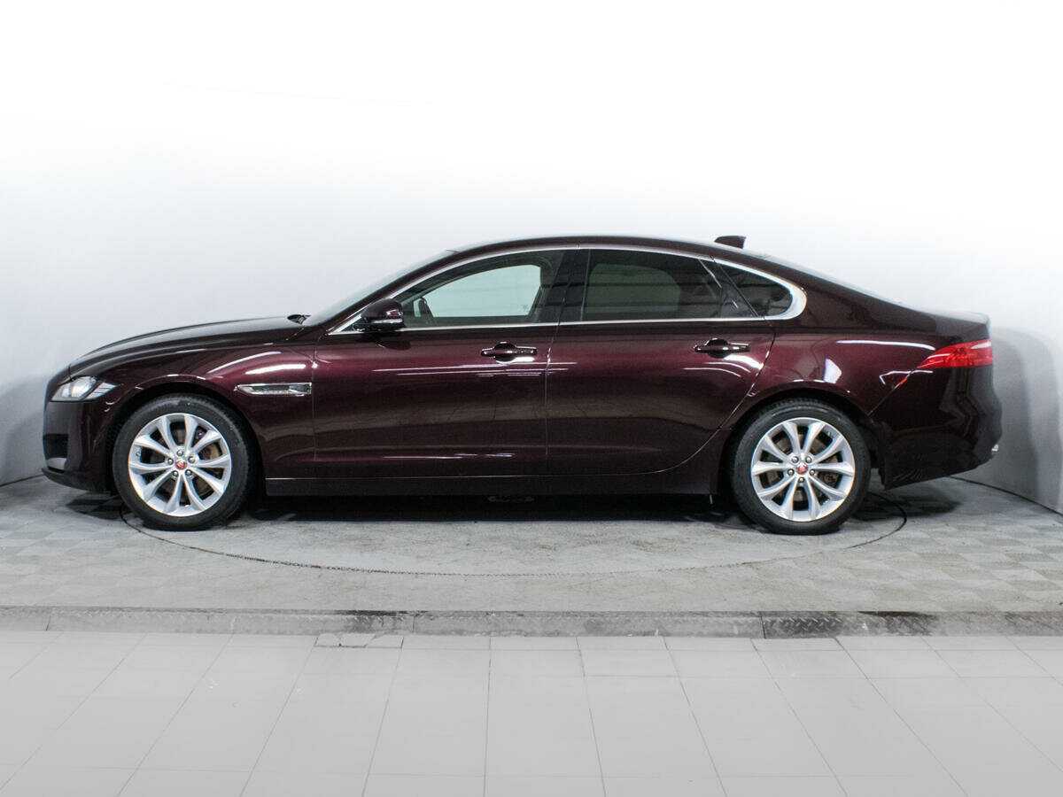 Купить Jaguar XF с пробегом. Фото: #7