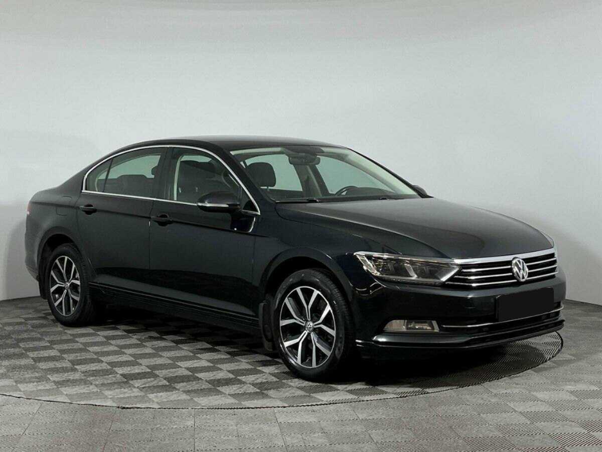 Купить Volkswagen Passat с пробегом. Фото: #2