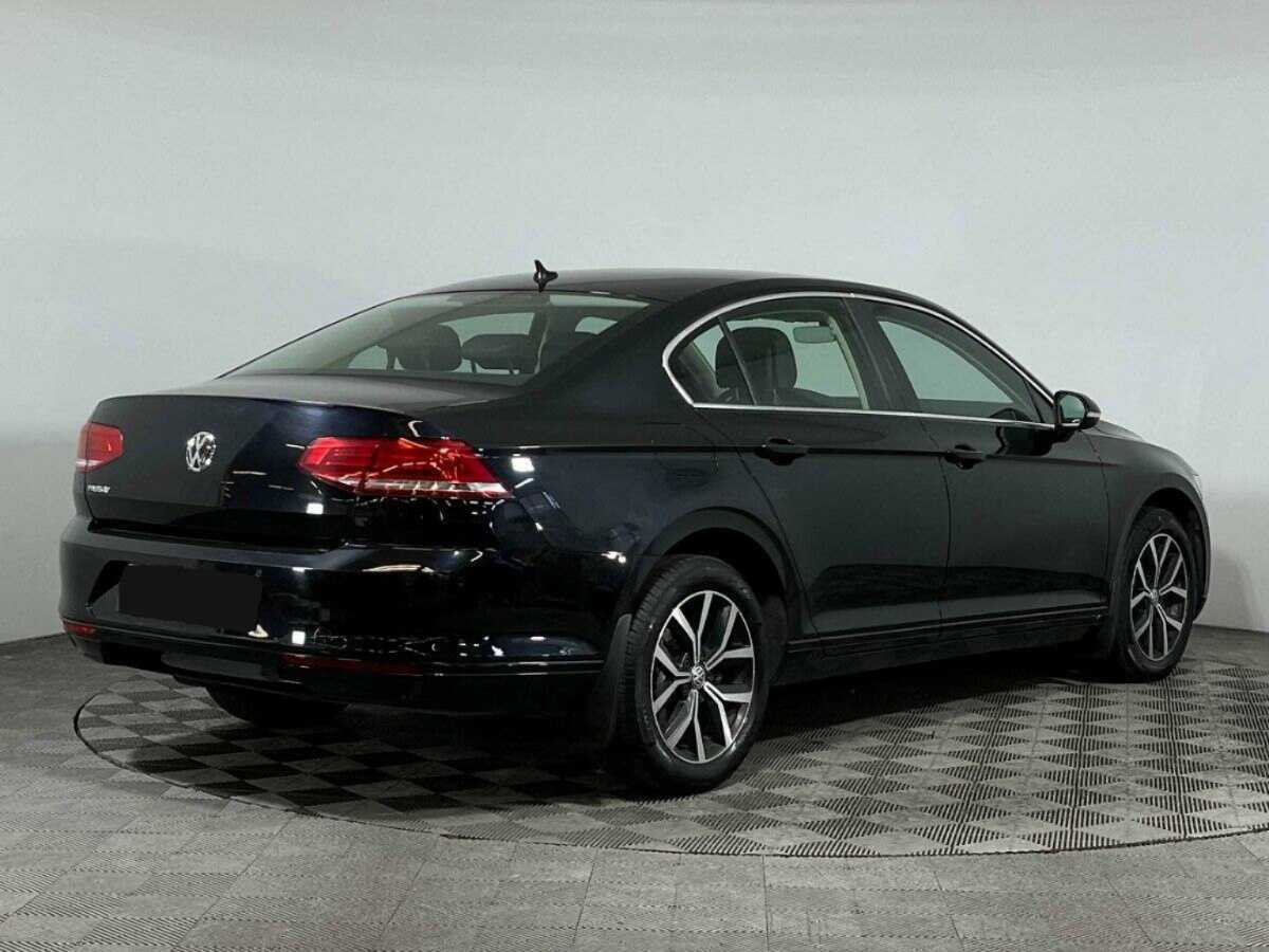 Купить Volkswagen Passat с пробегом. Фото: #3