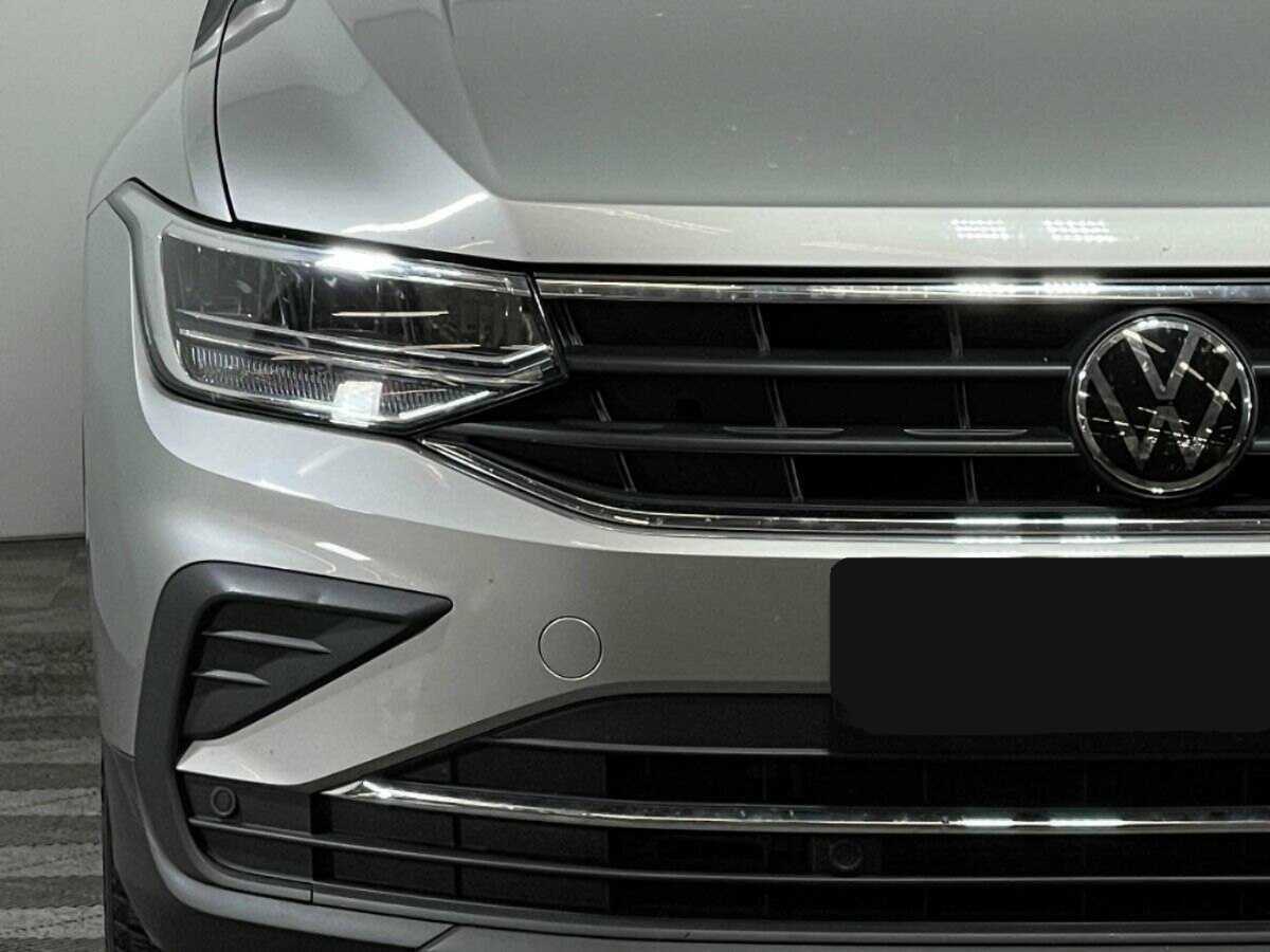 Купить Volkswagen Tiguan с пробегом. Фото: #15