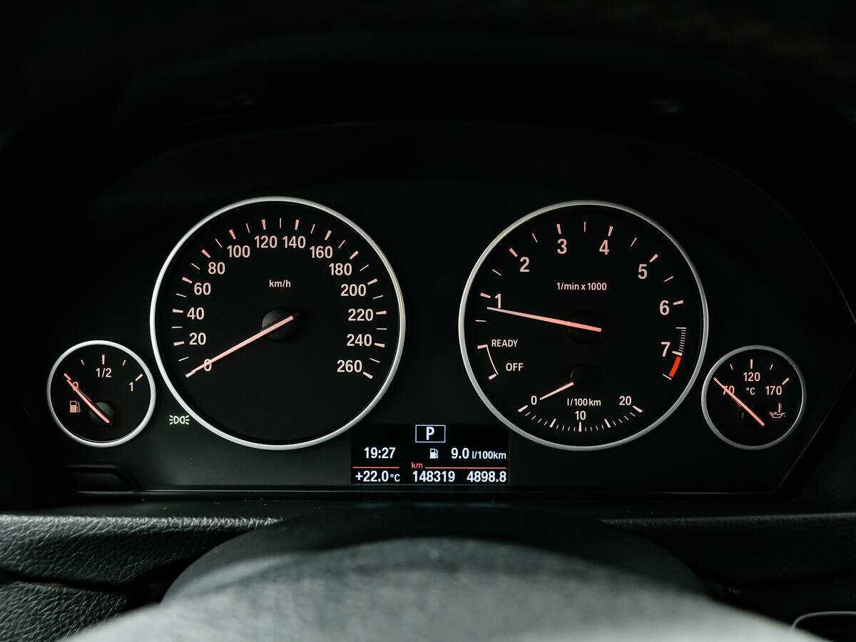 Купить BMW 3 серии с пробегом. Фото: #9