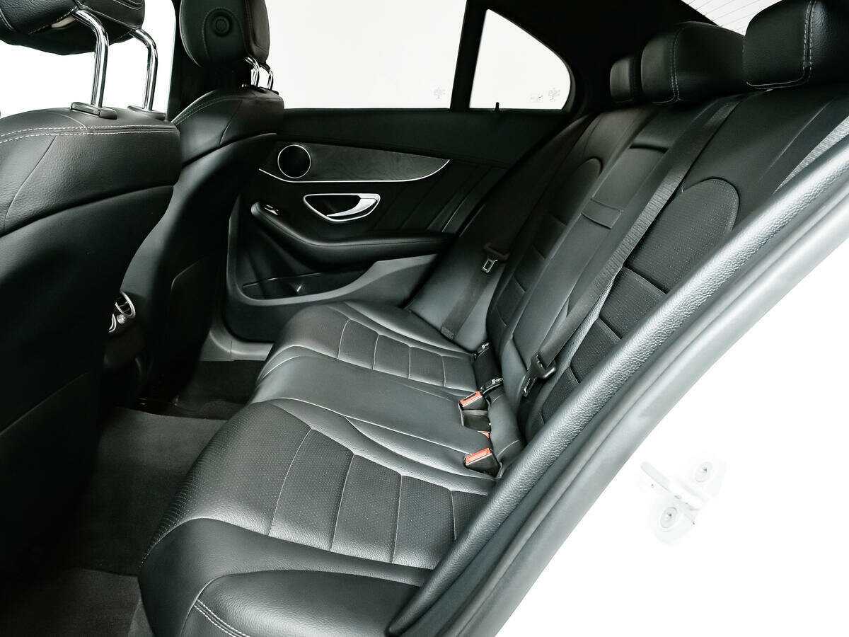 Купить Mercedes-Benz C-Класс с пробегом. Фото: #11