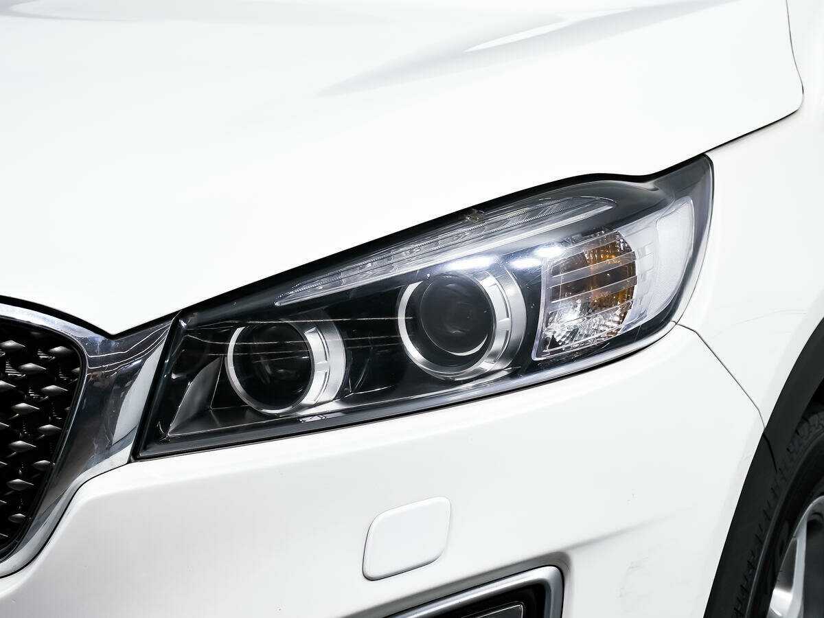 Купить Kia Sorento с пробегом. Фото: #13