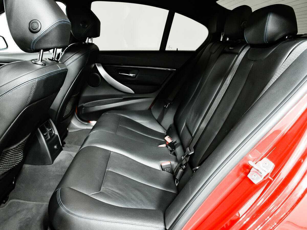 Купить BMW 3 серии с пробегом. Фото: #11