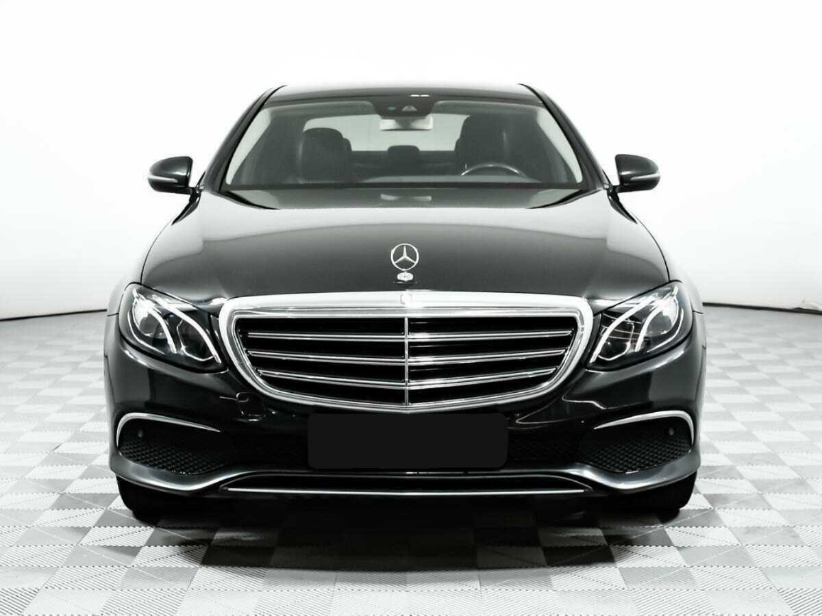 Купить Mercedes-Benz E-Класс с пробегом. Фото: #1