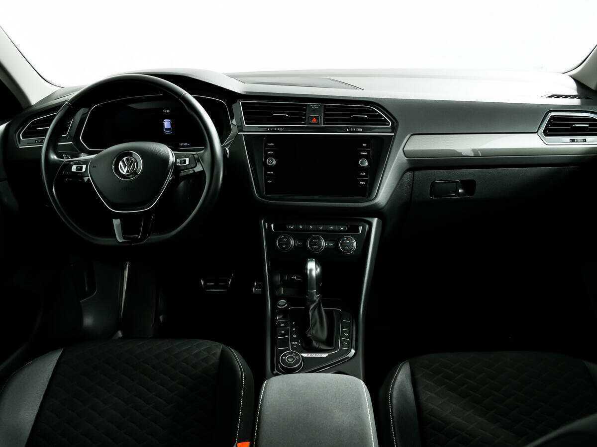 Купить Volkswagen Tiguan с пробегом. Фото: #10