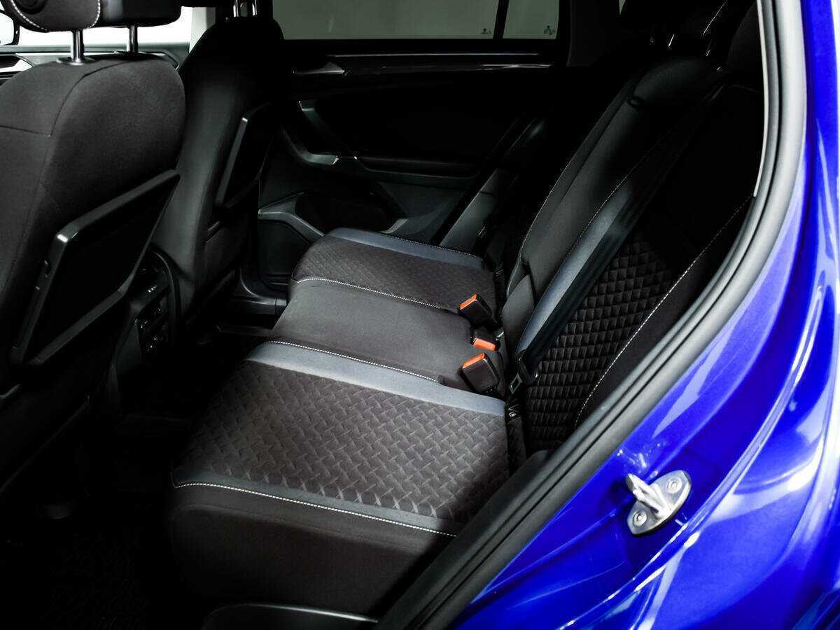 Купить Volkswagen Tiguan с пробегом. Фото: #11