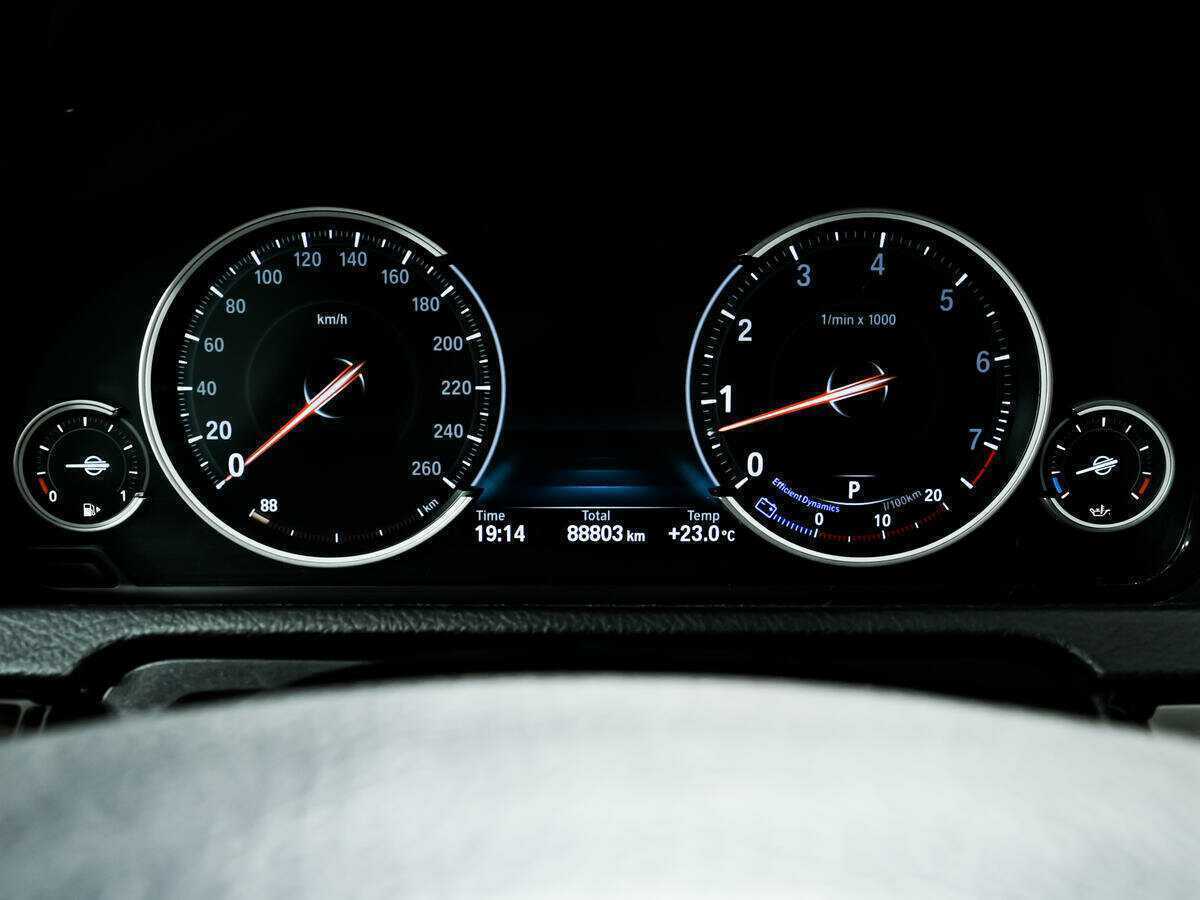 Купить BMW 5 серии с пробегом. Фото: #9