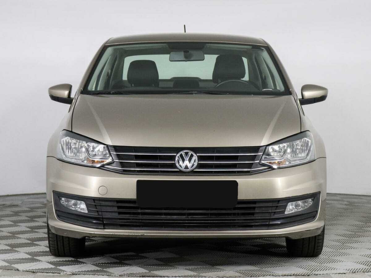 Купить Volkswagen Polo с пробегом. Фото: #1