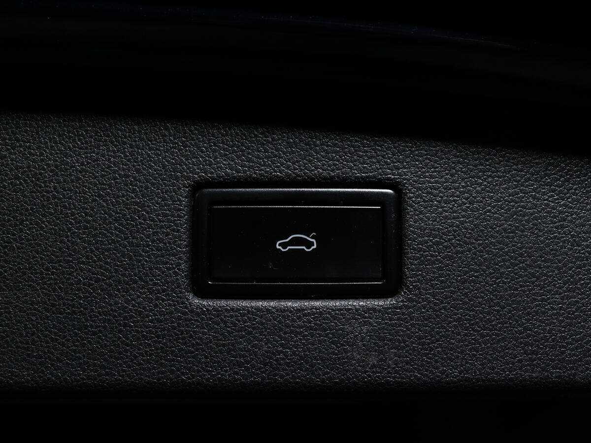 Купить Volkswagen Tiguan с пробегом. Фото: #16