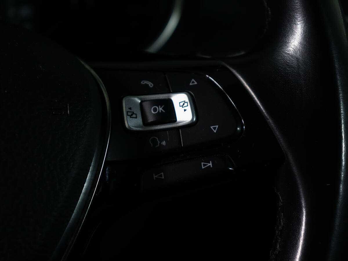 Купить Volkswagen Tiguan с пробегом. Фото: #19