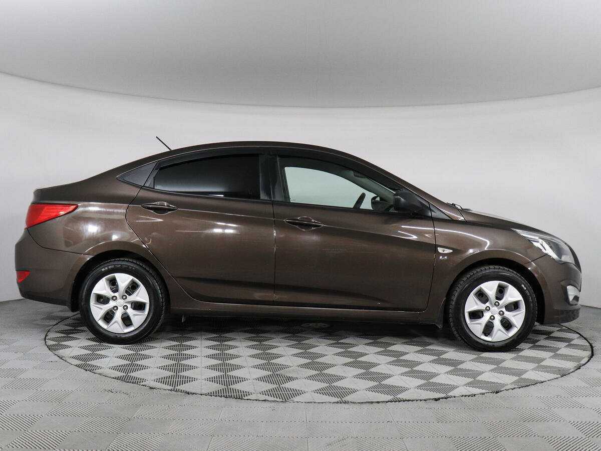 Купить Hyundai Solaris с пробегом. Фото: #3