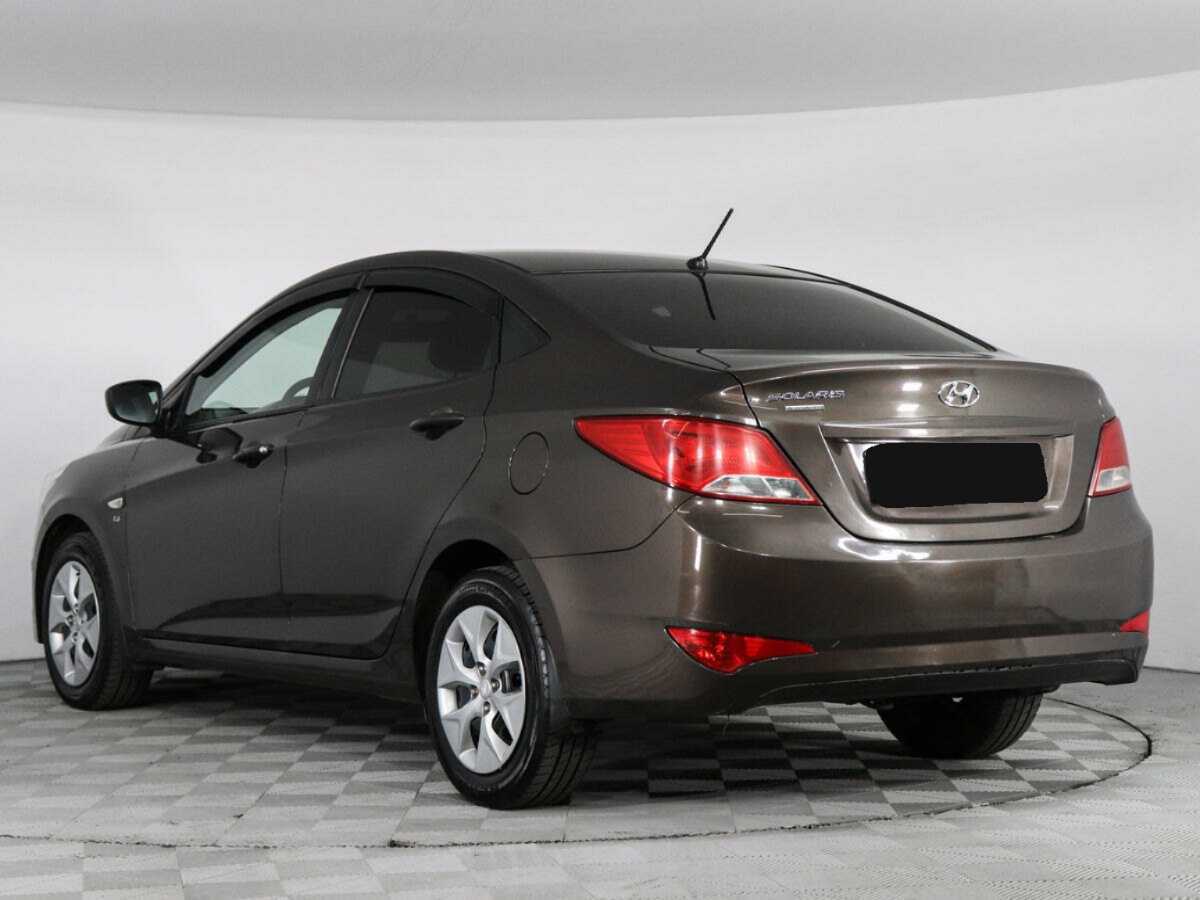 Купить Hyundai Solaris с пробегом. Фото: #6