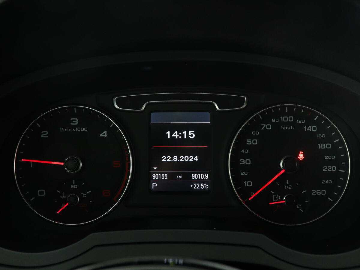 Купить Audi Q3 с пробегом. Фото: #10