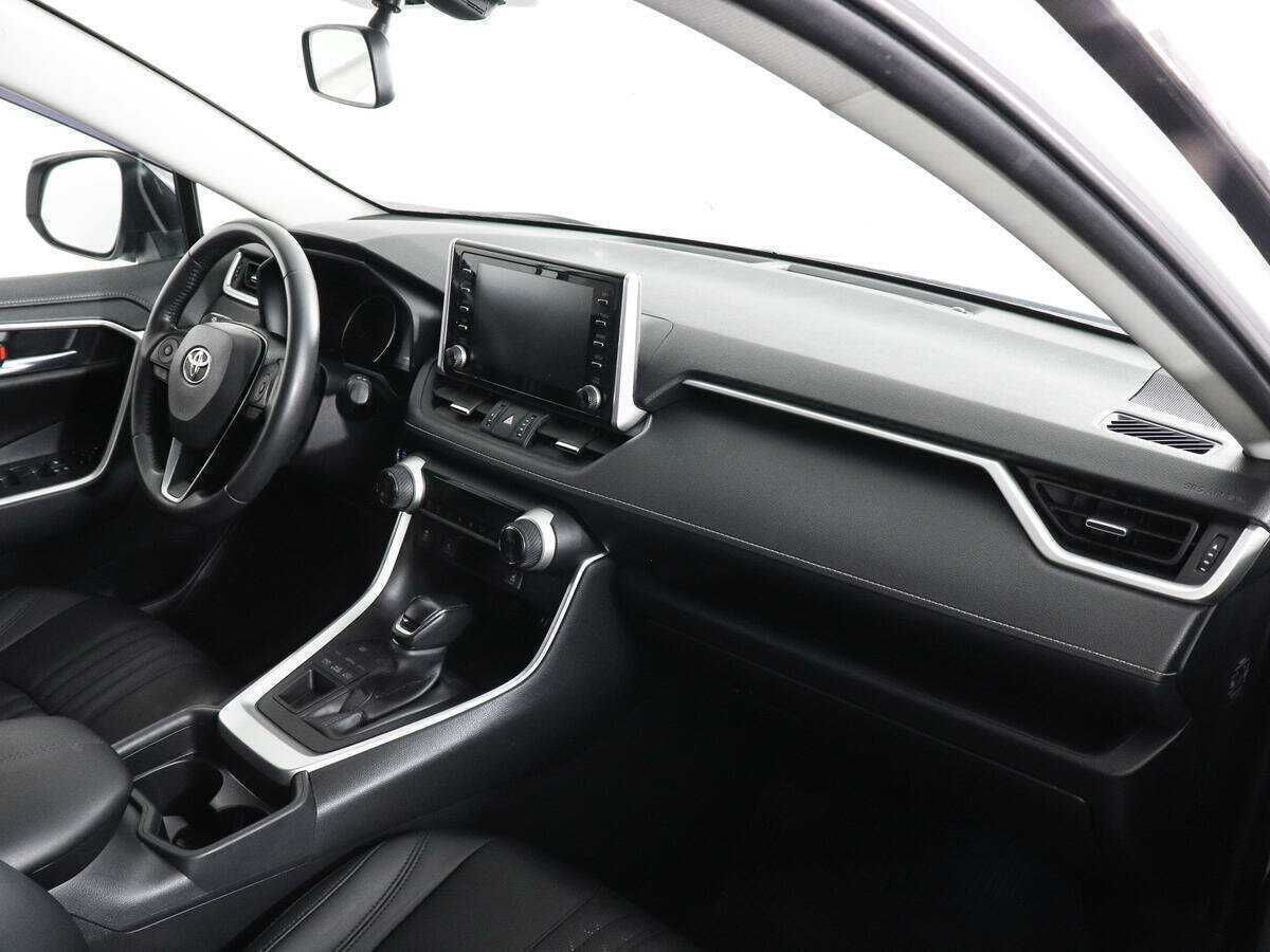 Купить Toyota RAV4 с пробегом. Фото: #8