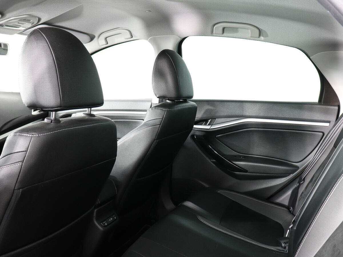 Купить Lada (ВАЗ) Vesta с пробегом. Фото: #11