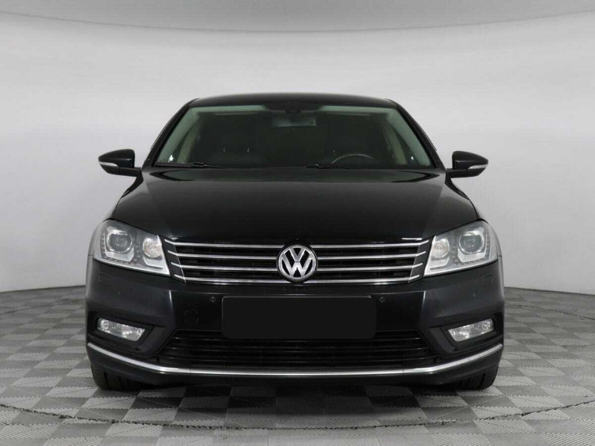 Купить Volkswagen Passat с пробегом. Фото: #1