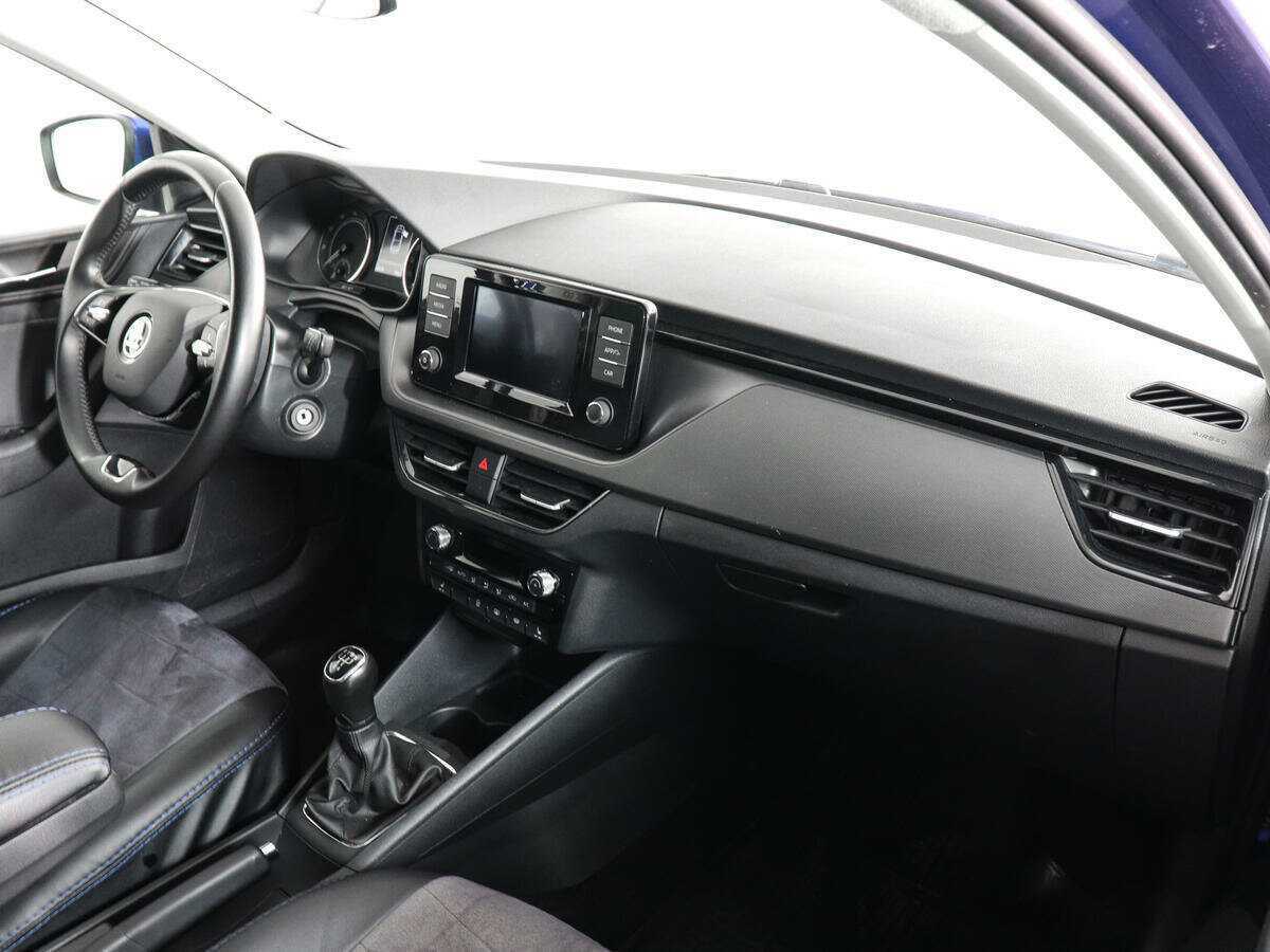 Купить Skoda Rapid с пробегом. Фото: #9