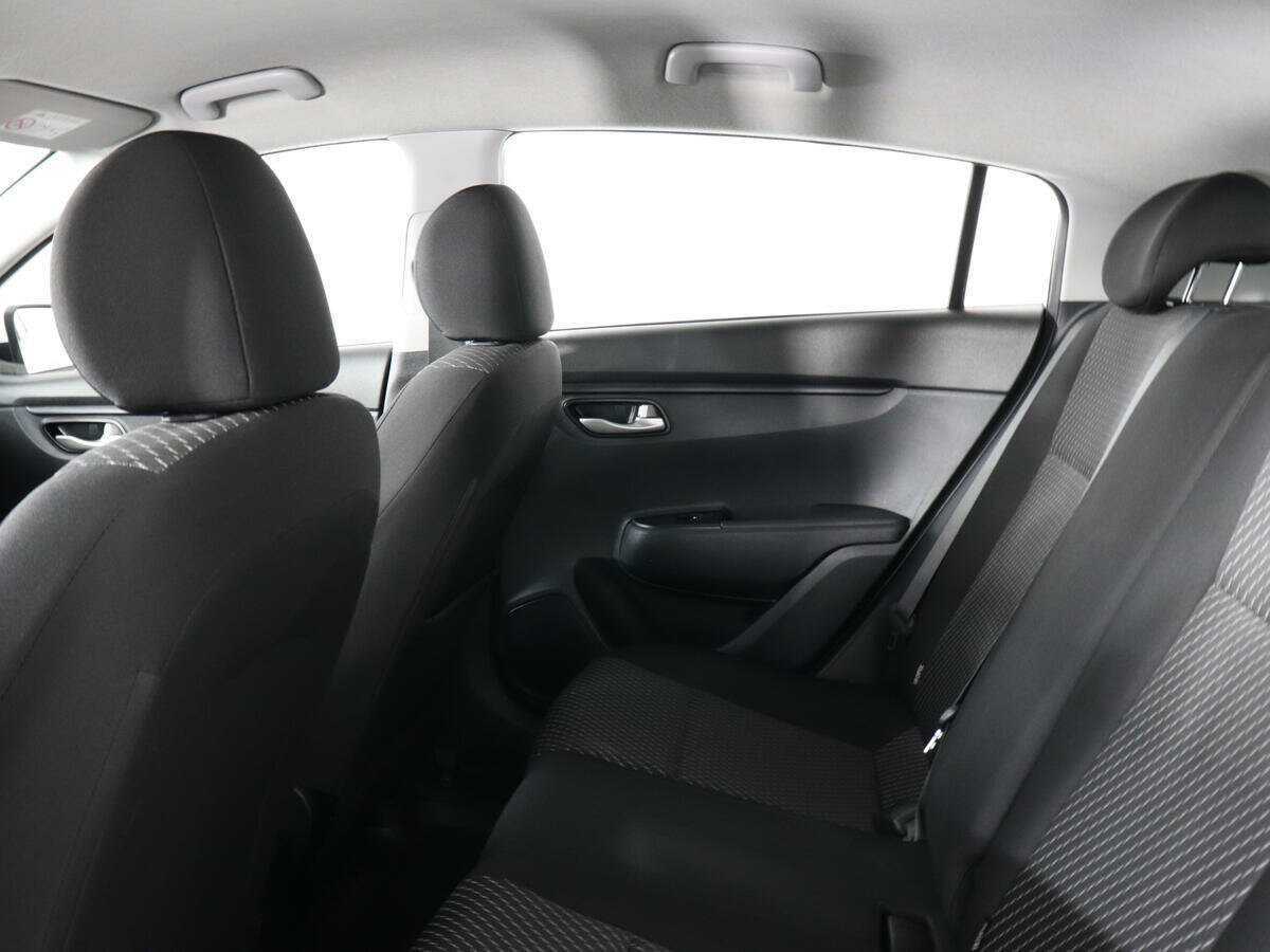 Купить Kia Rio с пробегом. Фото: #13