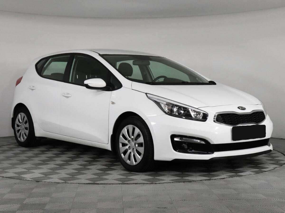 Купить Kia Ceed с пробегом. Фото: #2