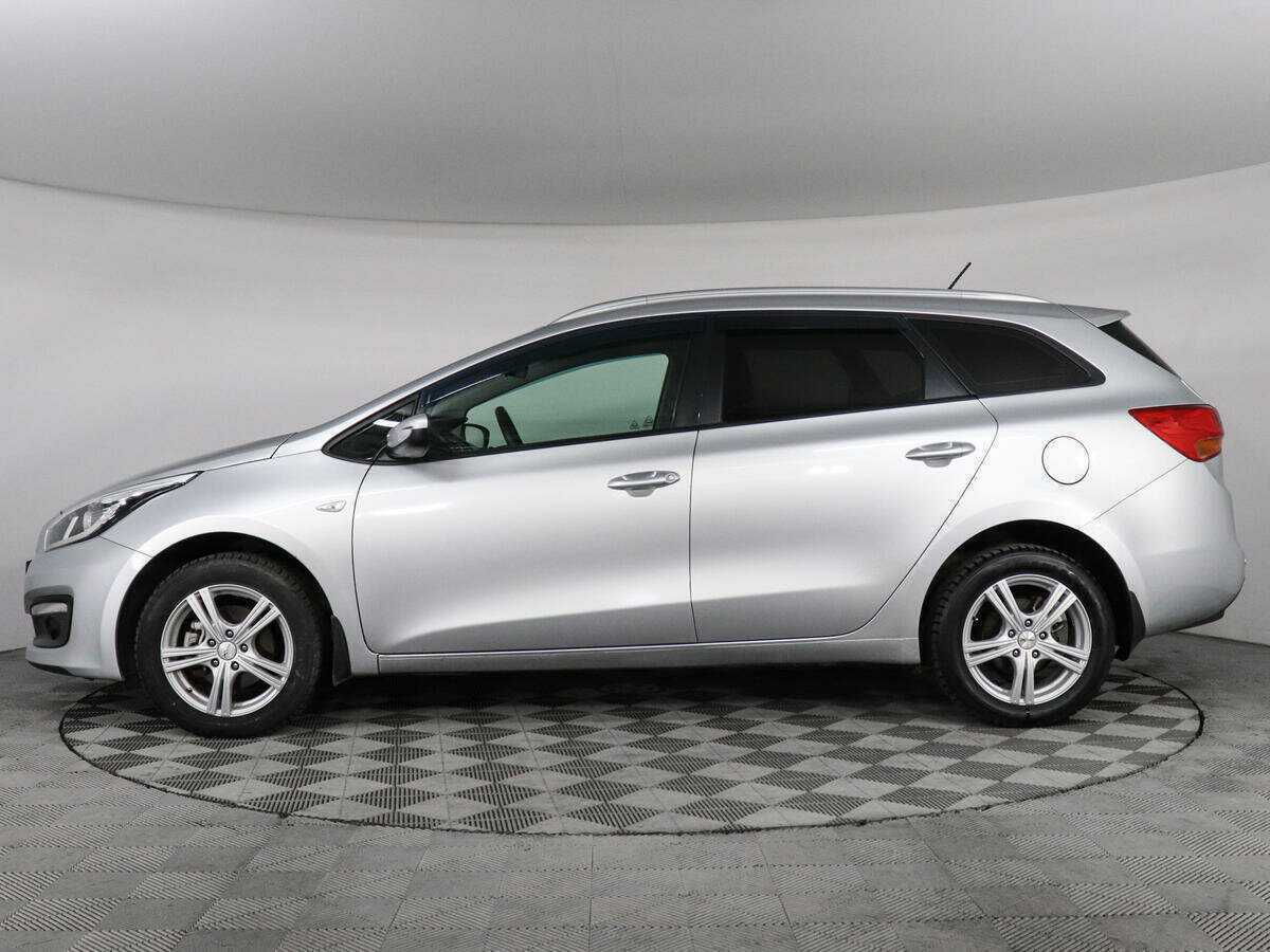 Купить Kia Ceed с пробегом. Фото: #7
