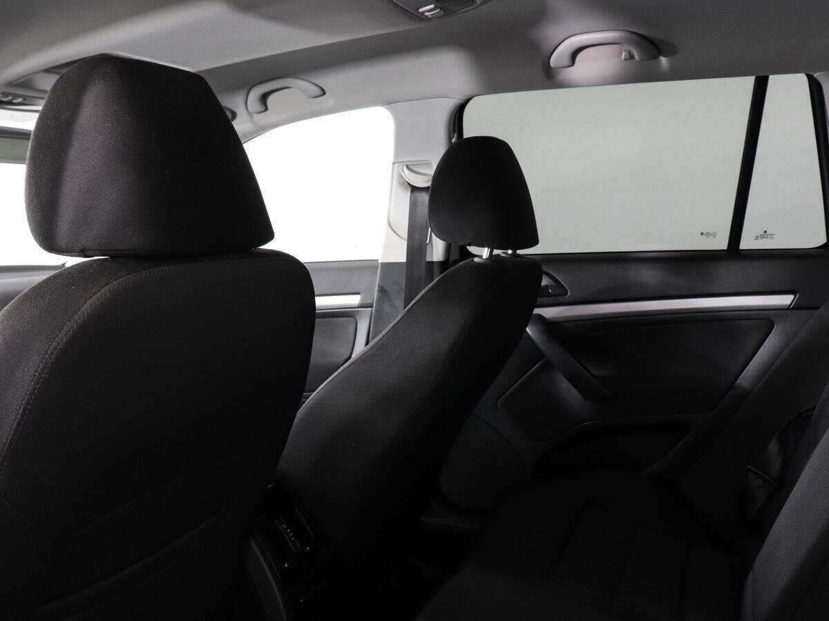 Купить Skoda Octavia с пробегом. Фото: #11