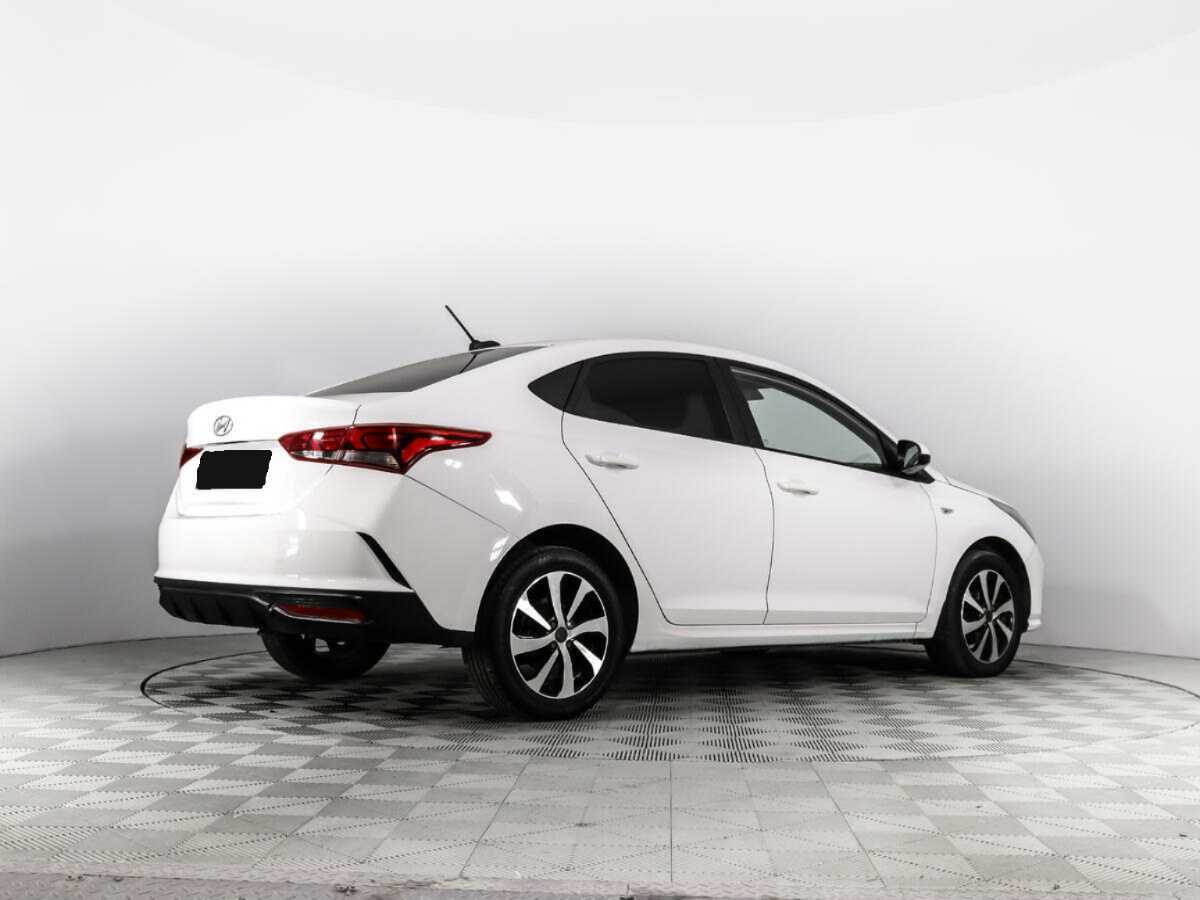 Купить Hyundai Solaris с пробегом. Фото: #4