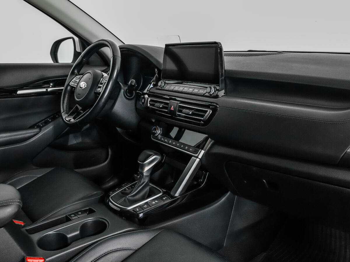 Купить Kia Seltos с пробегом. Фото: #10