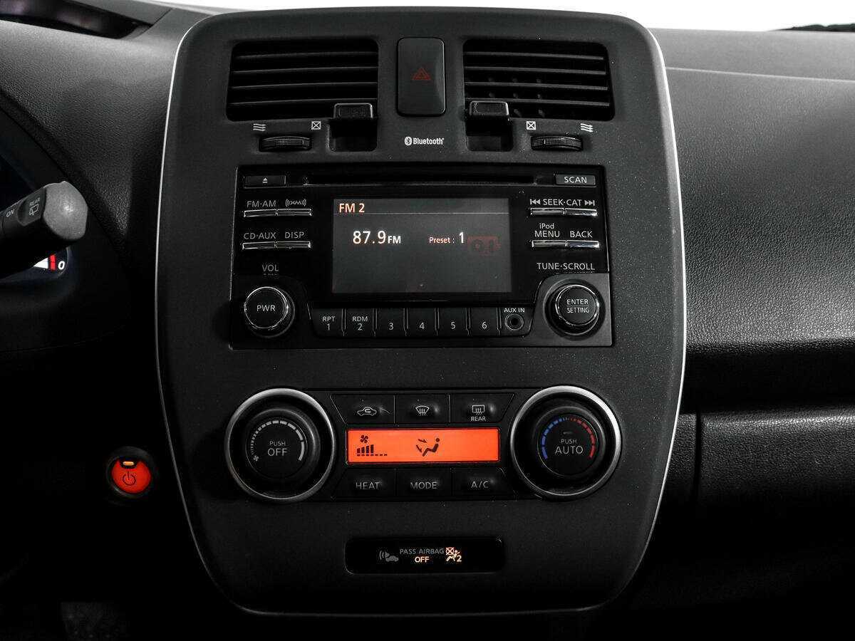 Купить Nissan Leaf с пробегом. Фото: #14