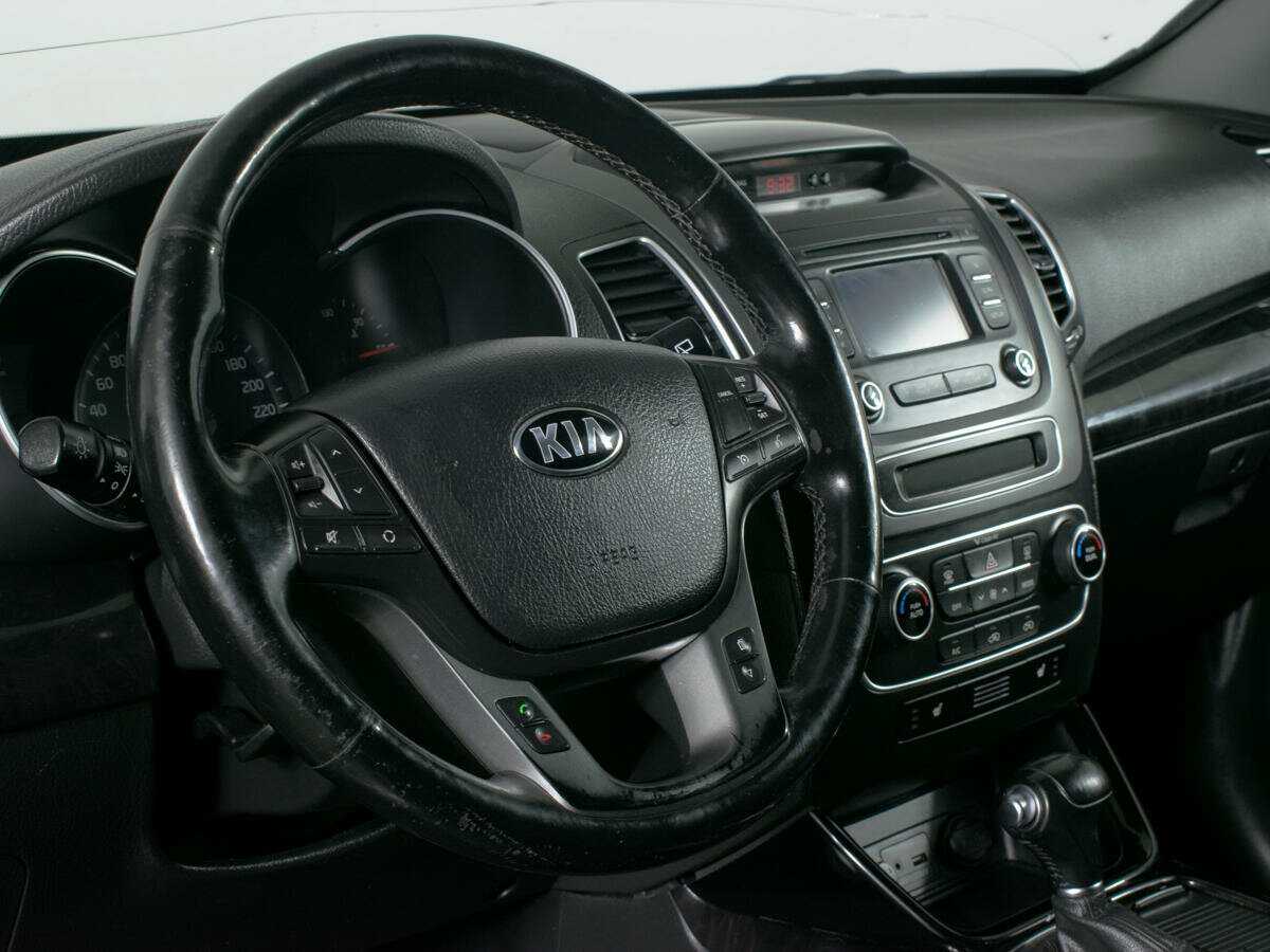 Купить Kia Sorento с пробегом. Фото: #14