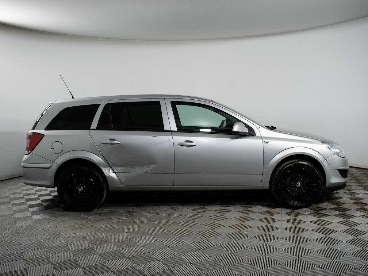 Купить Opel Astra с пробегом. Фото: #3