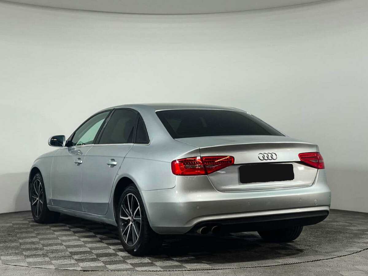 Купить Audi A4 с пробегом. Фото: #5