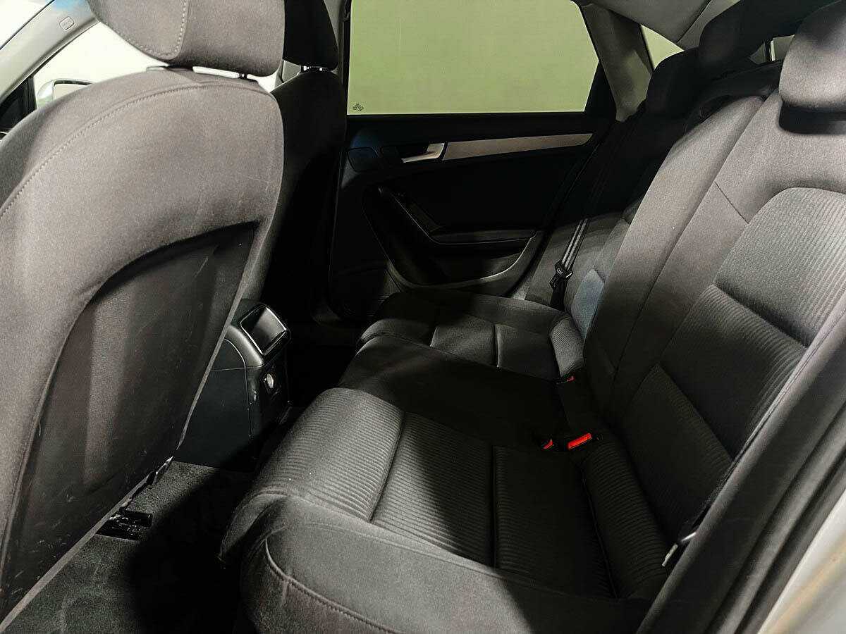 Купить Audi A4 с пробегом. Фото: #7