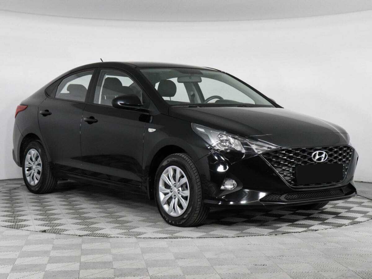 Купить Hyundai Solaris с пробегом. Фото: #2