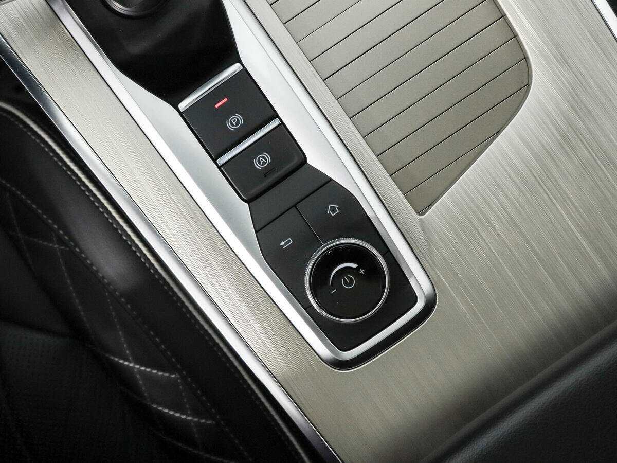 Купить EXEED VX с пробегом. Фото: #10