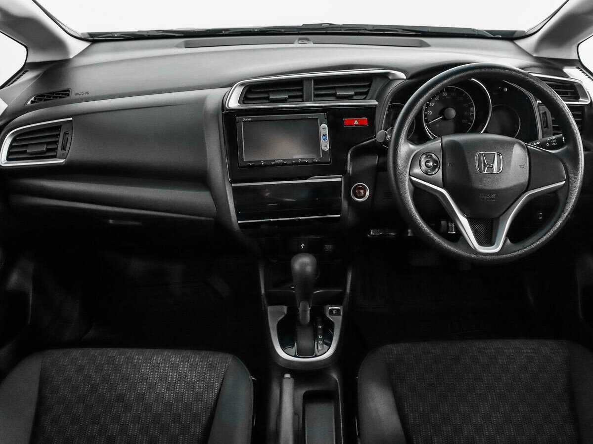 Купить Honda Fit с пробегом. Фото: #10