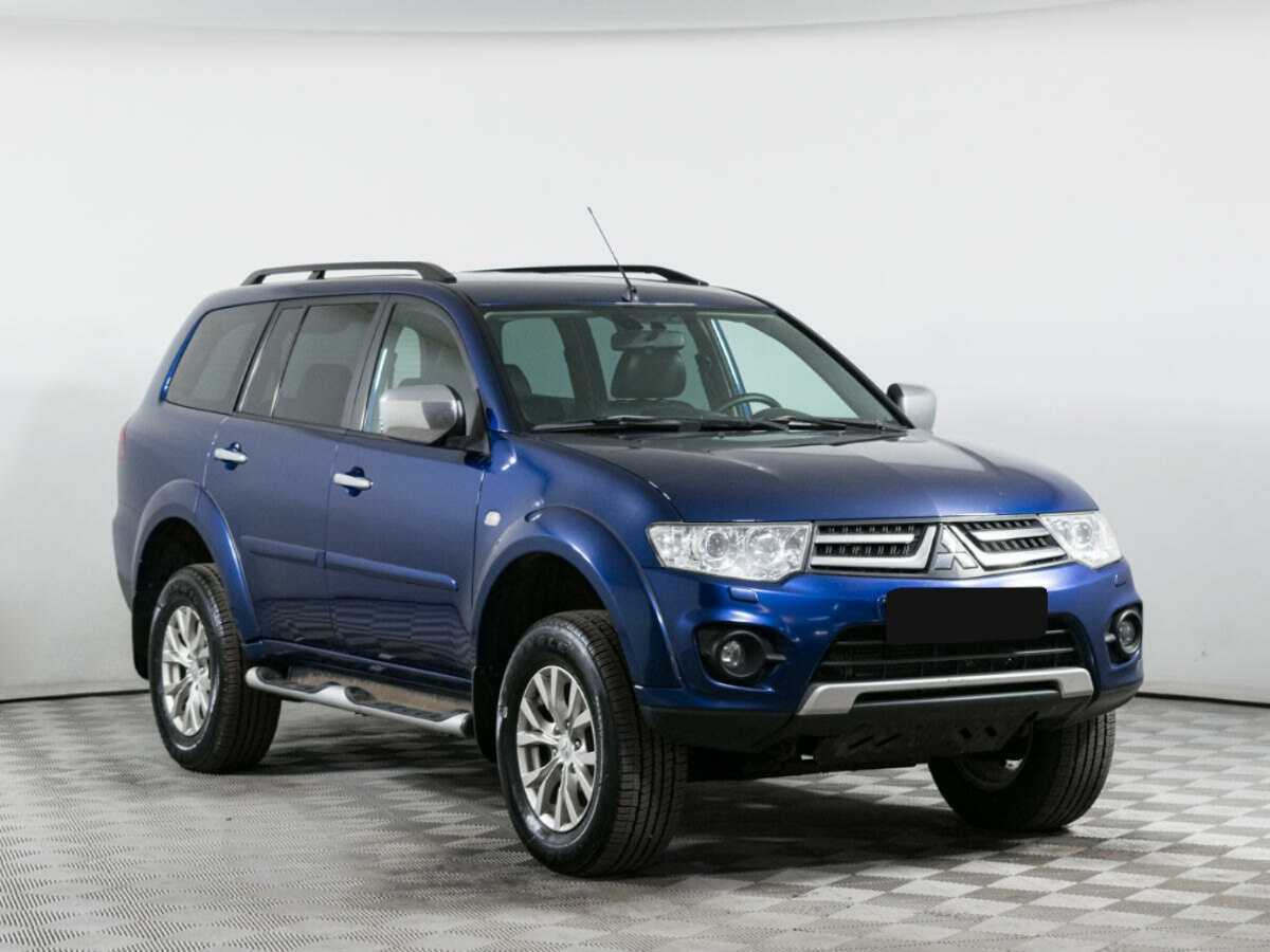 Купить Mitsubishi Pajero Sport с пробегом. Фото: #2