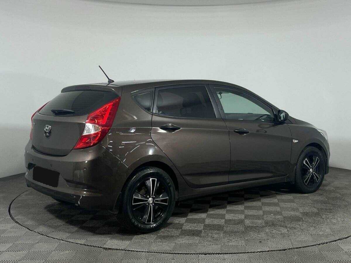 Купить Hyundai Solaris с пробегом. Фото: #4