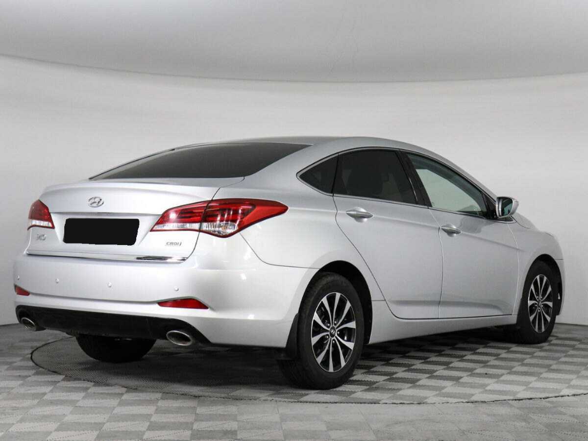 Купить Hyundai i40 с пробегом. Фото: #4